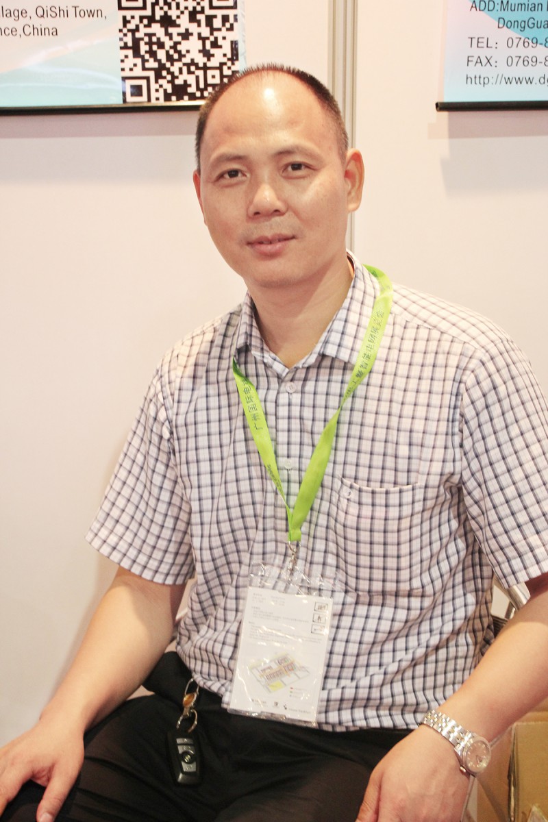 東莞市功業(yè)塑膠包裝制品有限公司(以下簡(jiǎn)稱(chēng)“功業(yè)包裝”)總經(jīng)理劉朝暉IMG_7710