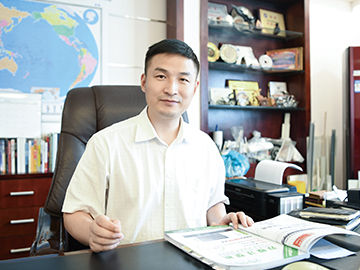 科貝?。簲D出智能化道路上的先行者